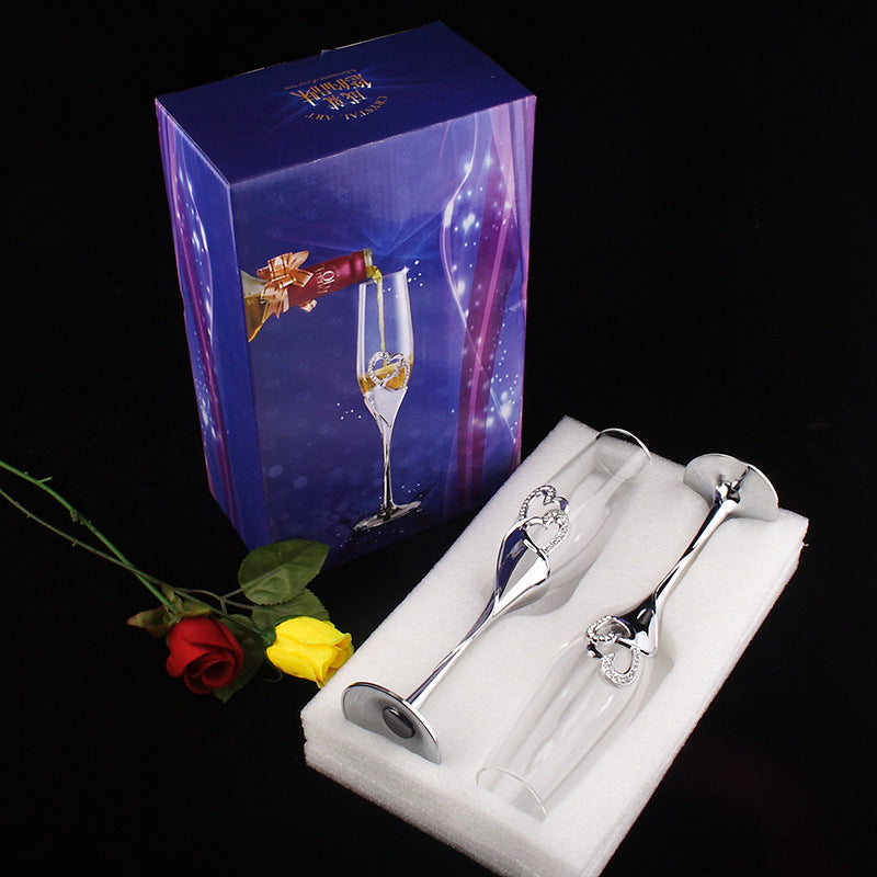 Heart-shaped champagne glass set