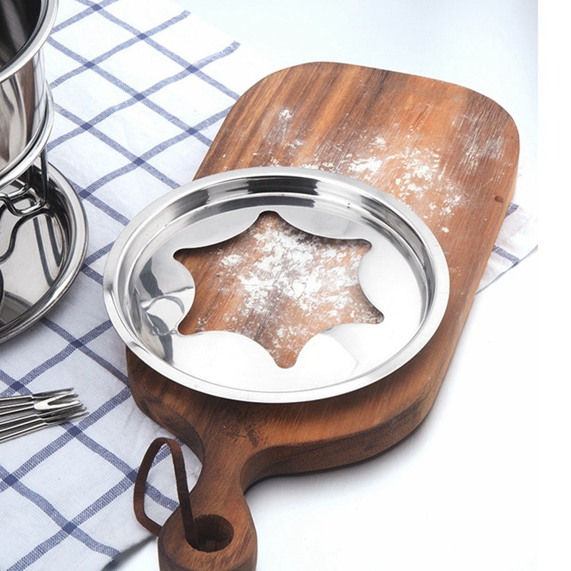 Stainless steel cooking pot